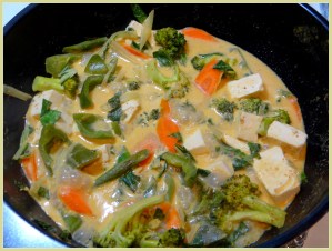 Veggie Thai Coconut Peanut Curry